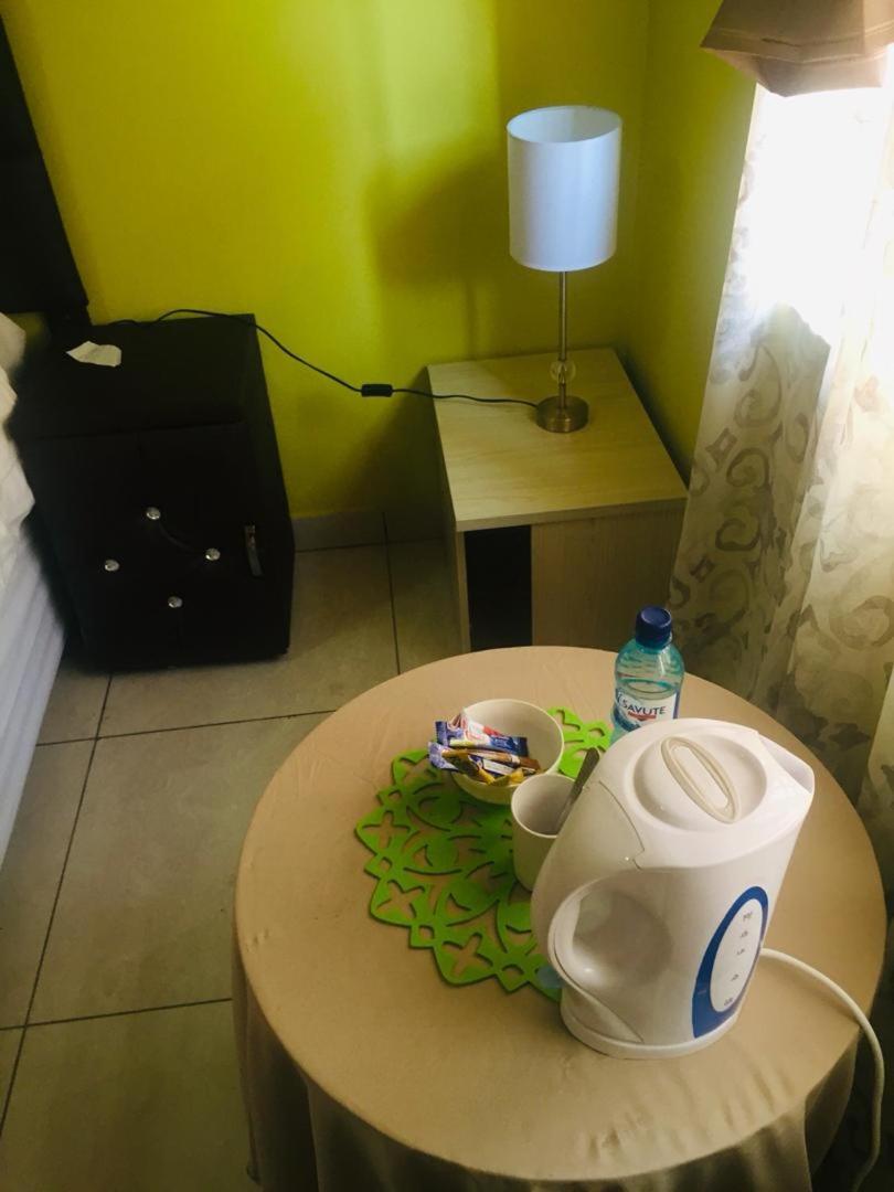 Mathlyn Guesthouse Gaborone Buitenkant foto